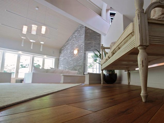 טכנוספירה פרקט אלון עתיק